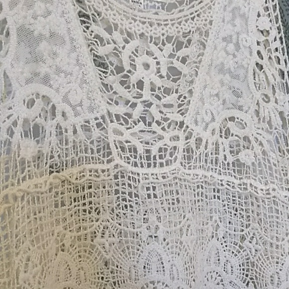 Crochet tank - Picture 2 of 4